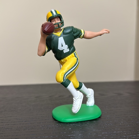Brett Favre Action Figure - Picture 8 of 8